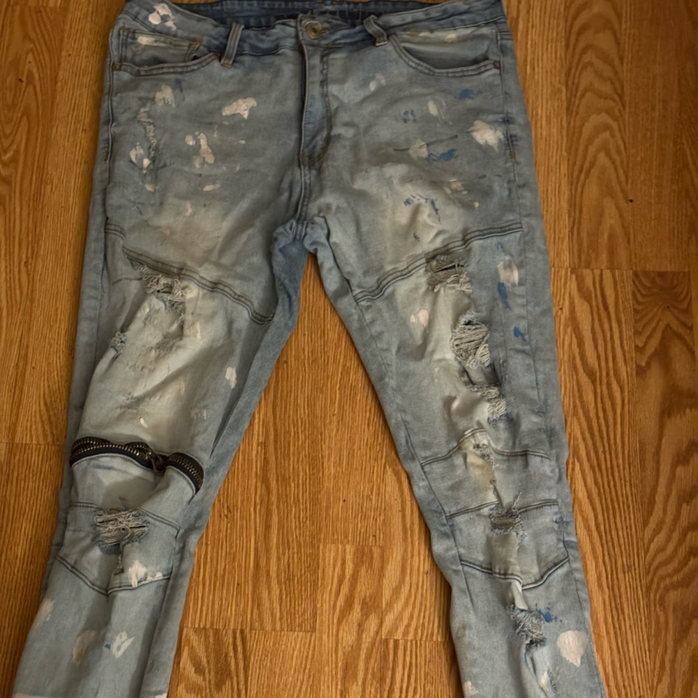 Skinny jeans